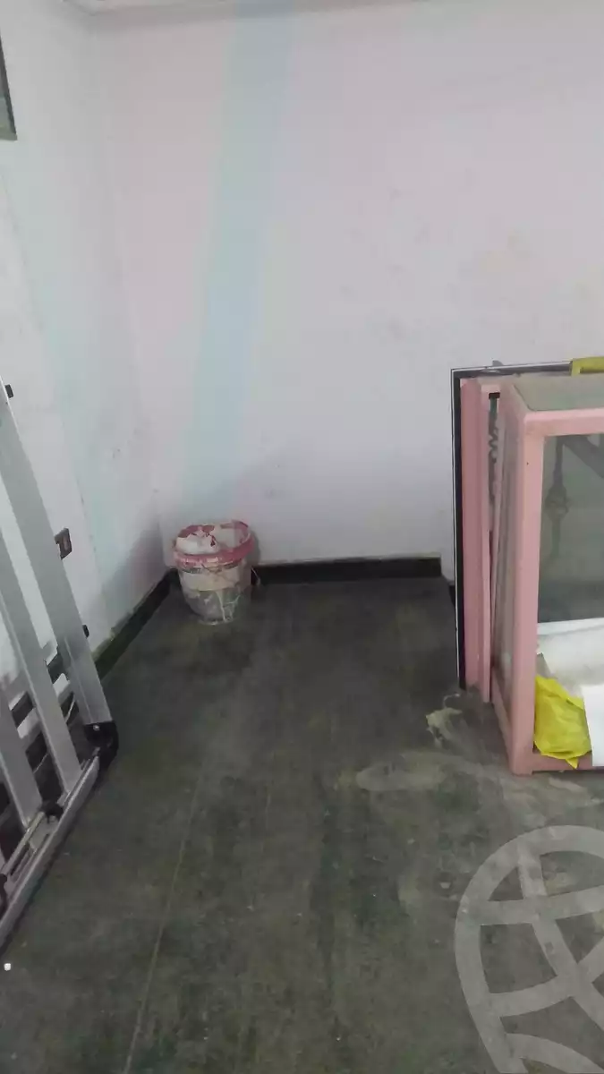 https://aqarmap.com.eg/en/listing/1447228-for-rent-commercial-alexandria-lauran