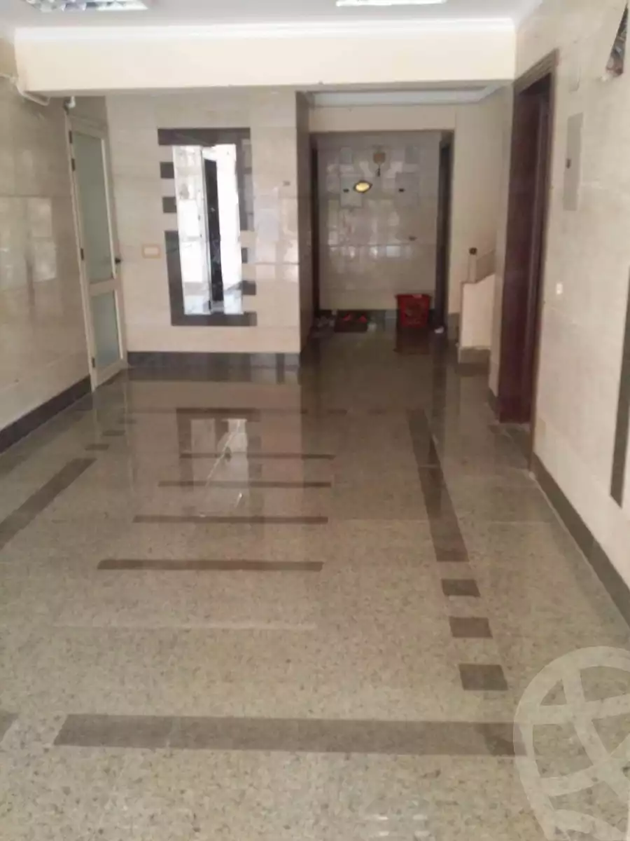 https://aqarmap.com.eg/ar/listing/2913863-for-sale-cairo-6th-of-october-compound-montazah-compound