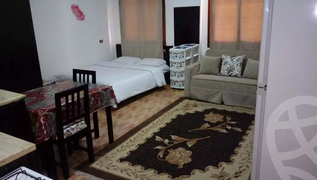 https://aqarmap.com.eg/ar/listing/2077245-for-rent-apartment-jnwb-syn