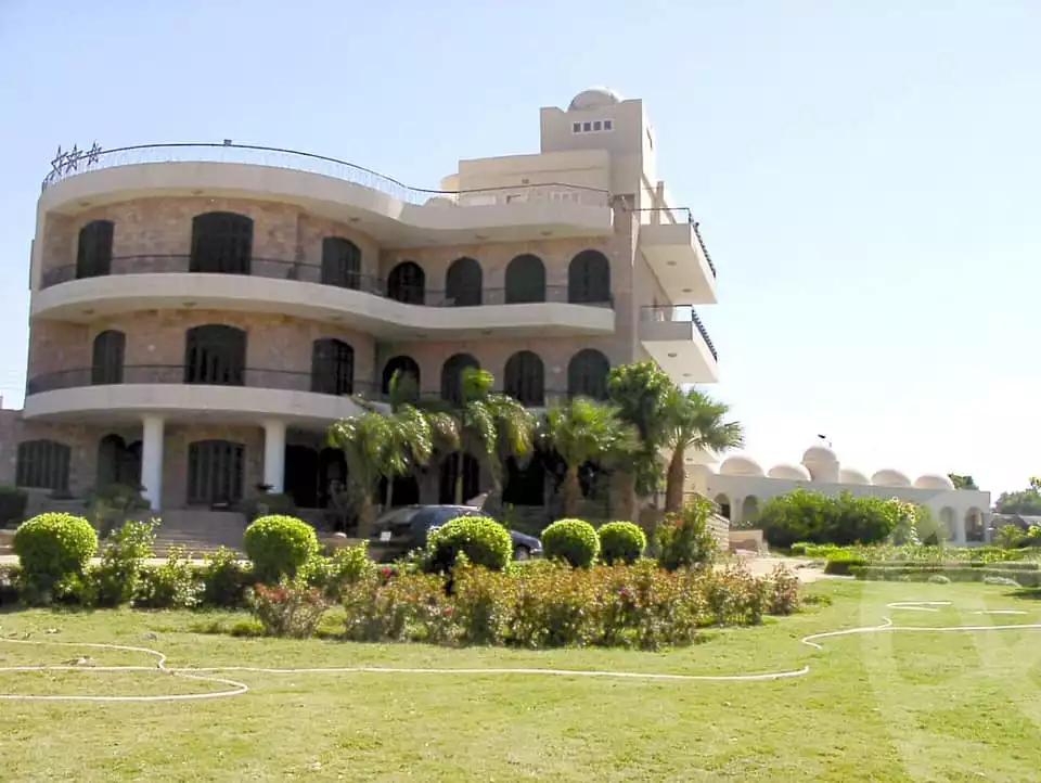 https://aqarmap.com.eg/ar/listing/2167981-for-sale-villa-aswan
