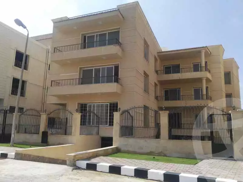 https://aqarmap.com.eg/ar/listing/3836424-for-sale-cairo-new-cairo-ganob-el-akadamiya-(south-academy-(b