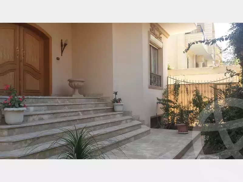 https://aqarmap.com.eg/ar/listing/2376563-for-sale-villa-cairo-el-sheikh-zayed-city