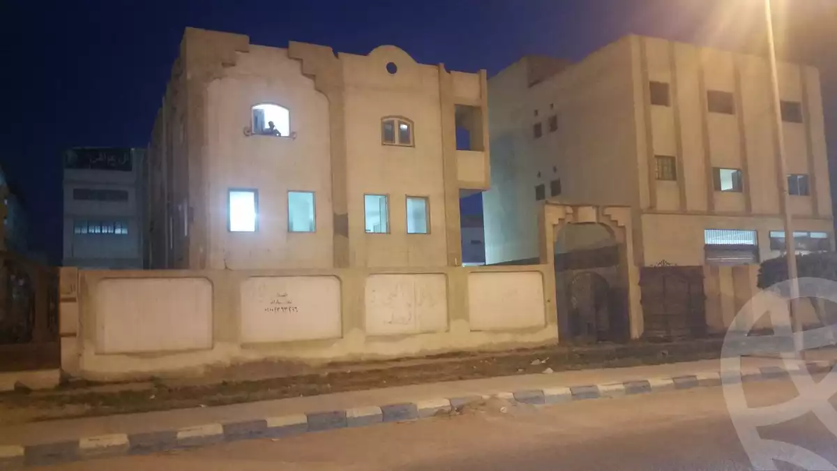 https://aqarmap.com.eg/ar/listing/2455863-for-rent-commercial-damietta