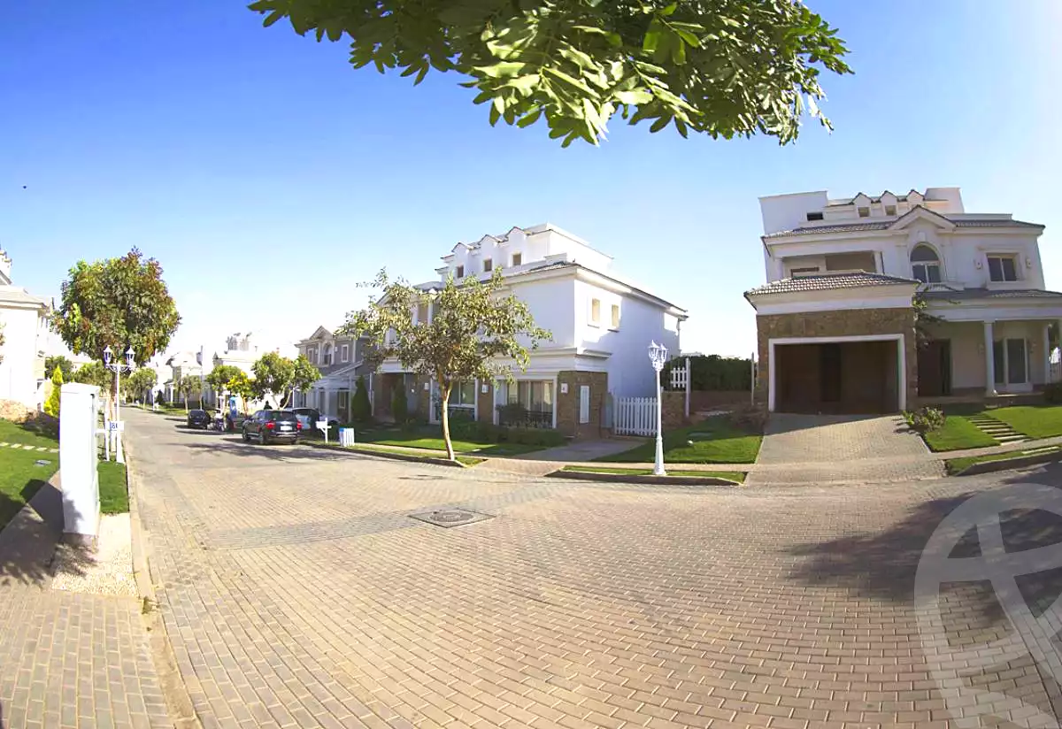 https://aqarmap.com.eg/ar/listing/2485444-projects-mountain-view-3