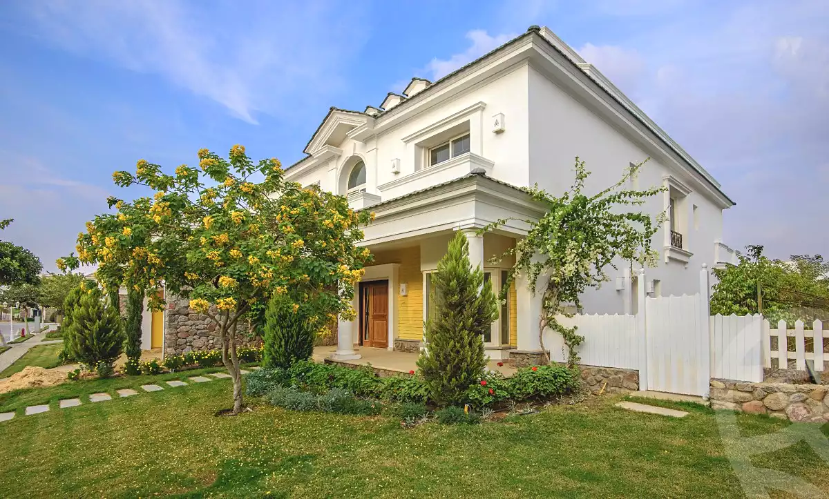 https://aqarmap.com.eg/ar/listing/2485444-projects-mountain-view-3