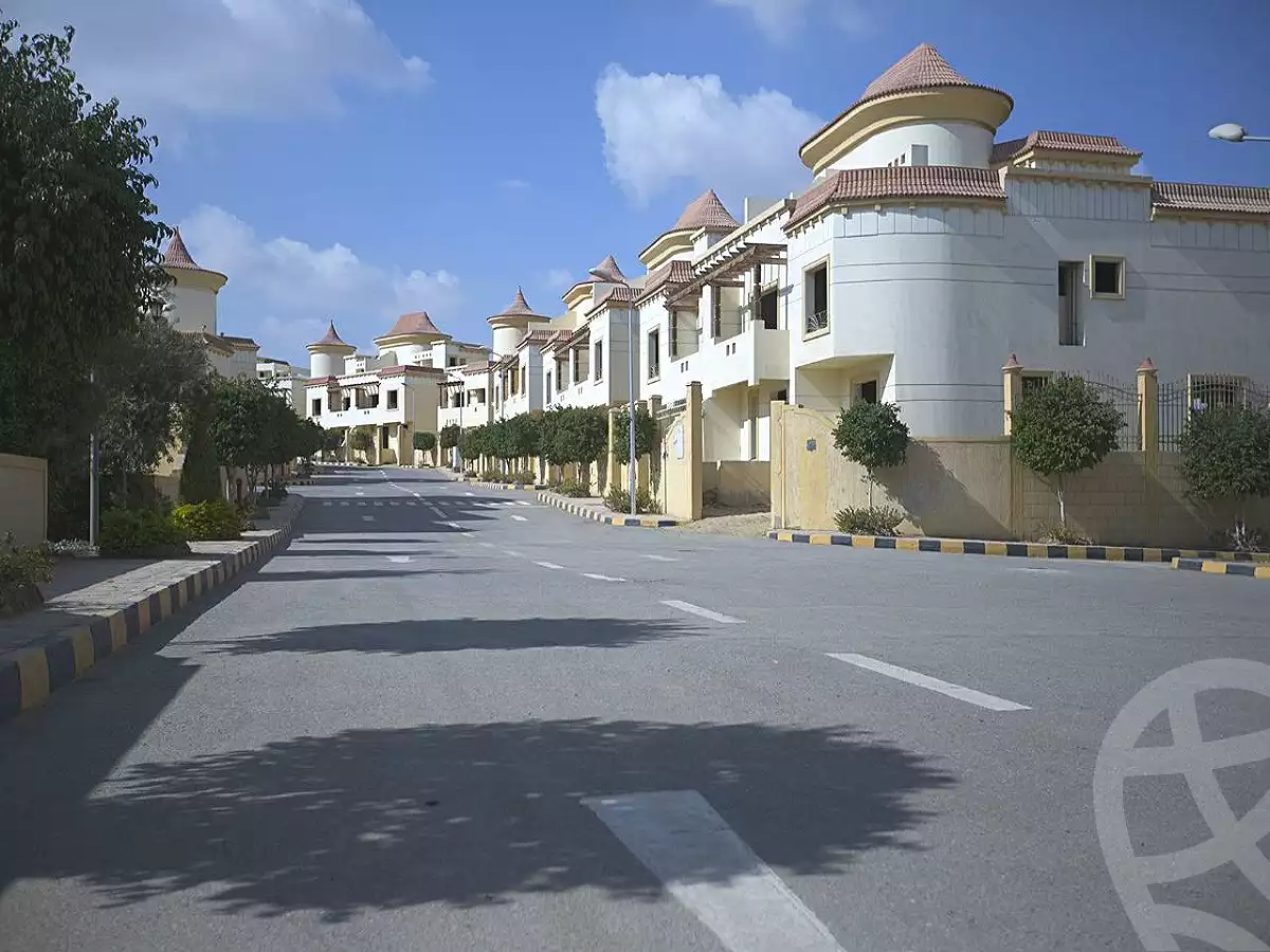 https://aqarmap.com.eg/ar/listing/2638303-projects-riviera-heights
