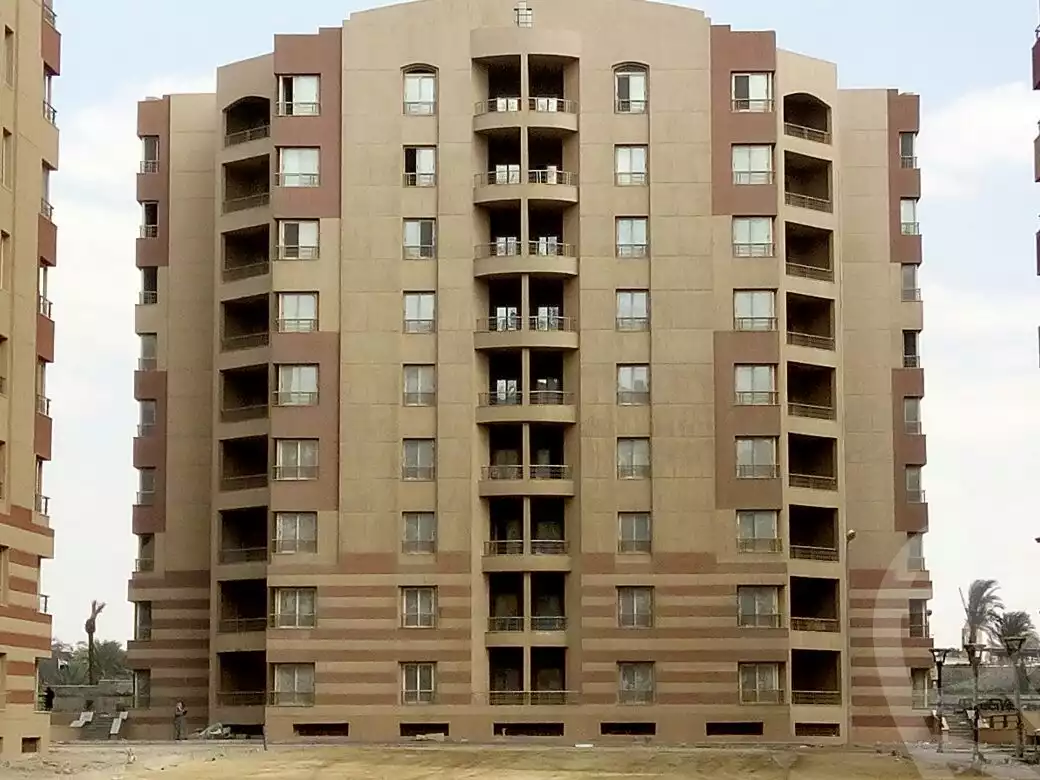 https://aqarmap.com.eg/en/listing/4357084-for-sale-cairo-el-maadi-compounds