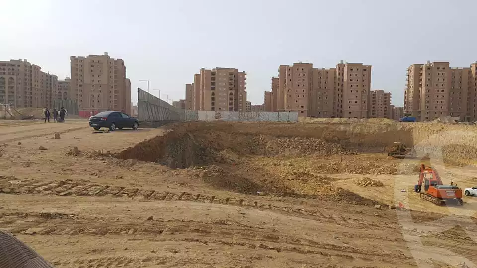 https://aqarmap.com.eg/en/listing/2775143-for-sale-commercial-cairo-new-administrative-capital-hy-lml-wl-ml-lbrj-lyqwny