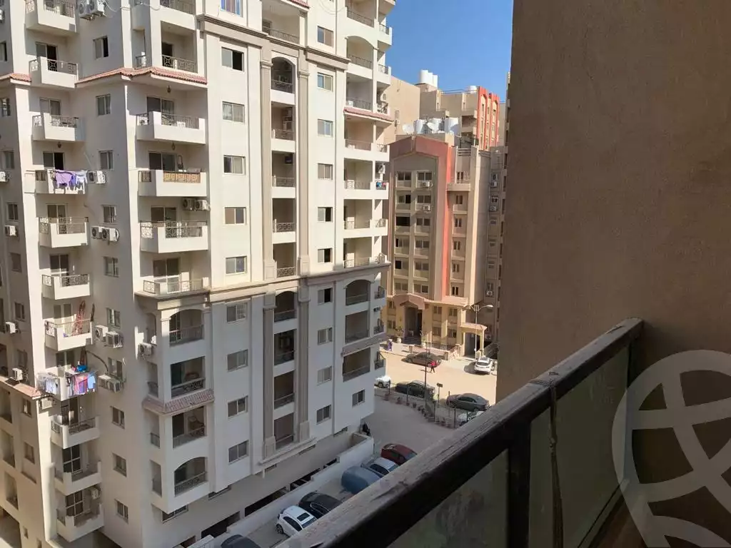 https://aqarmap.com.eg/ar/listing/2783582-for-sale-apartment-cairo-maadi-ring-road-medium-plateau