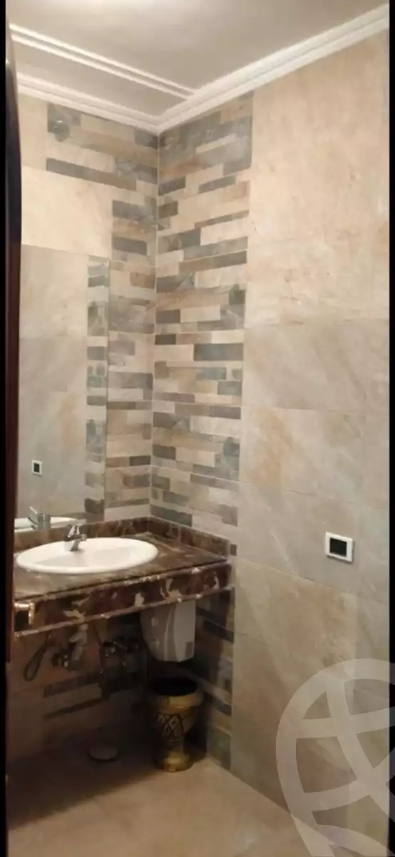 https://aqarmap.com.eg/ar/listing/2850970-for-sale-cairo-dokki-kwrnysh-lnyl