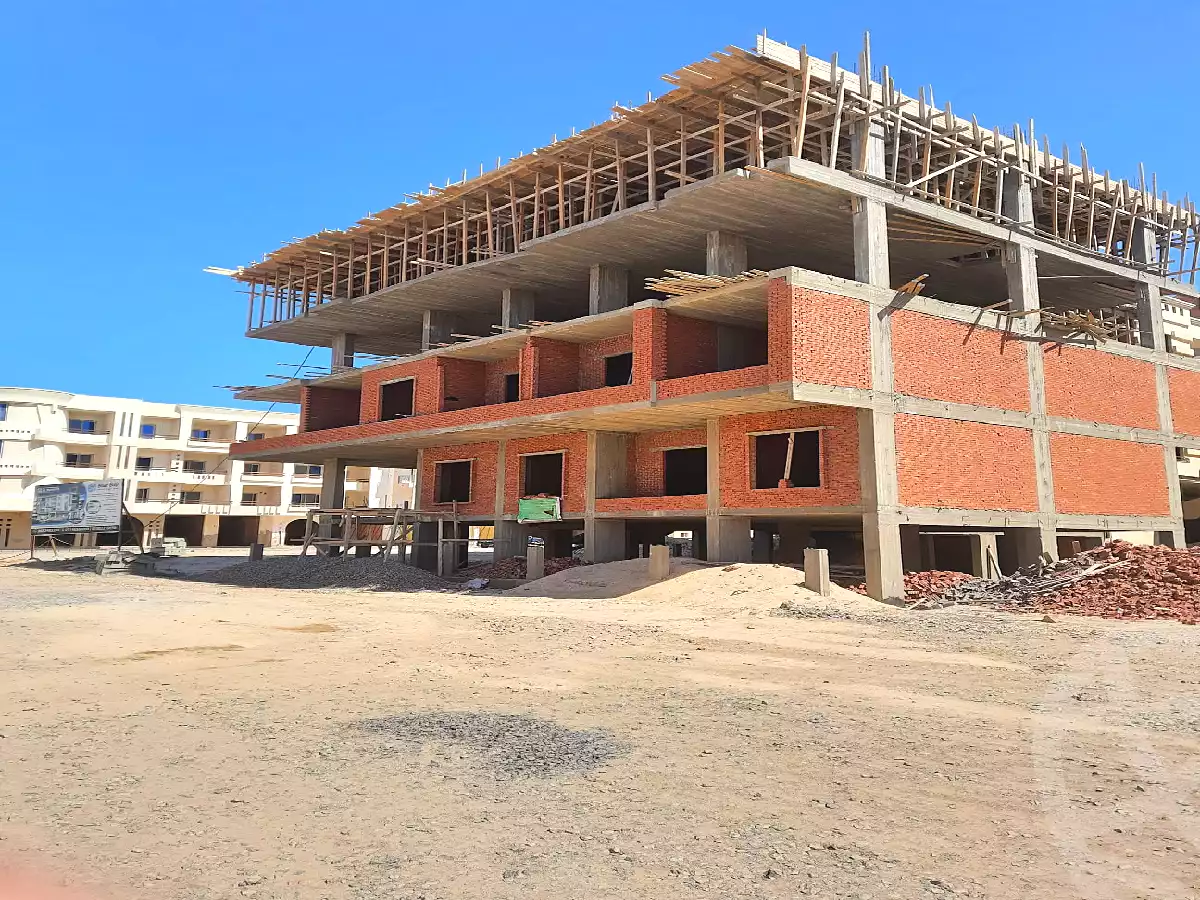 https://aqarmap.com.eg/en/listing/2856112-projects-costa-blu