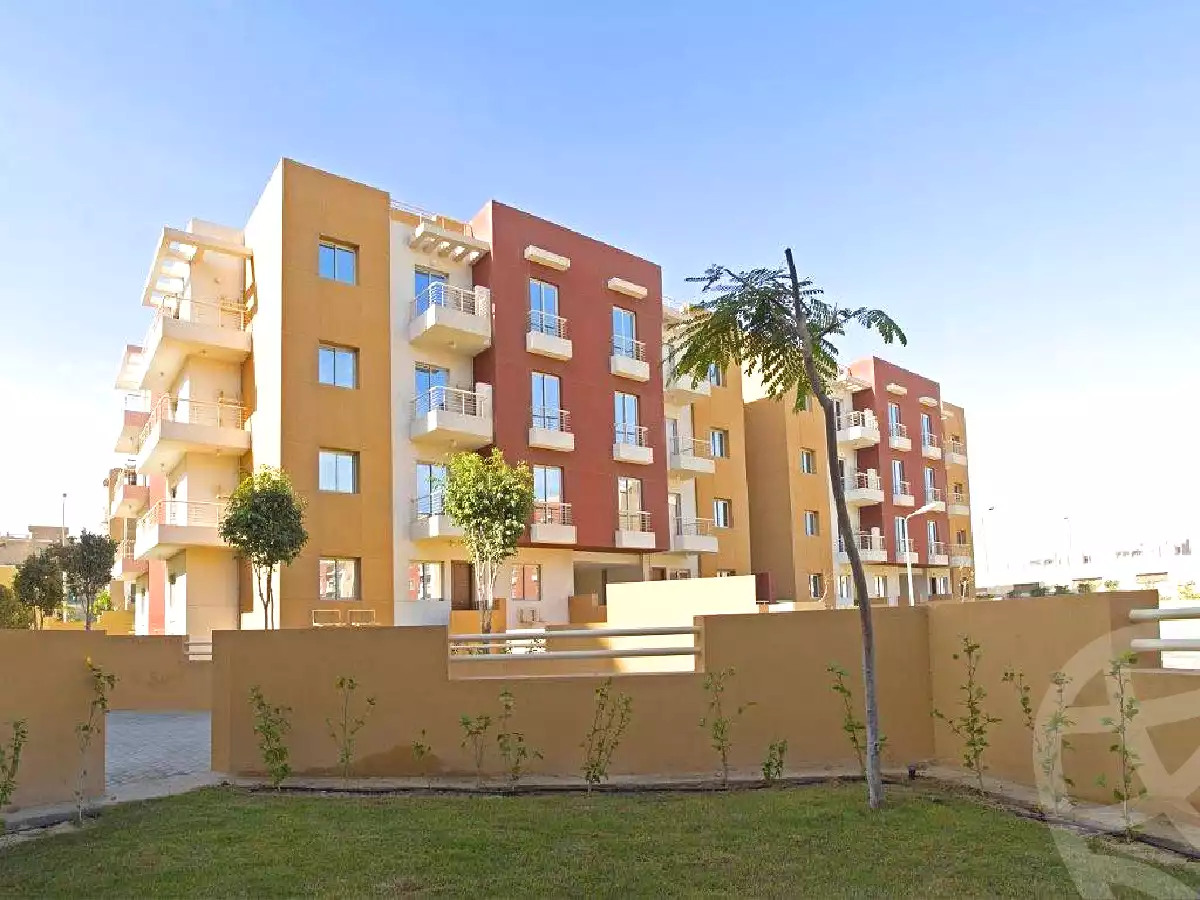 https://aqarmap.com.eg/ar/listing/2870078-projects-mashareq-compound