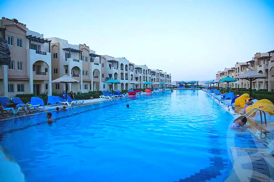 https://aqarmap.com.eg/ar/listing/2878935-projects-la-palaya