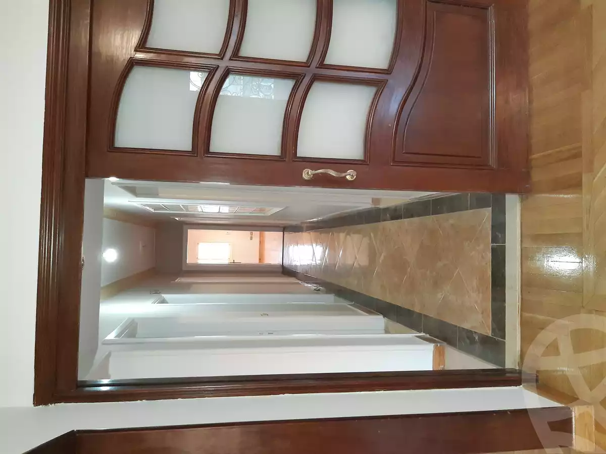 https://aqarmap.com.eg/ar/listing/2881416-for-sale-cairo-el-sheikh-zayed-city-compounds-in-sheikh-zayed-beverly-hills