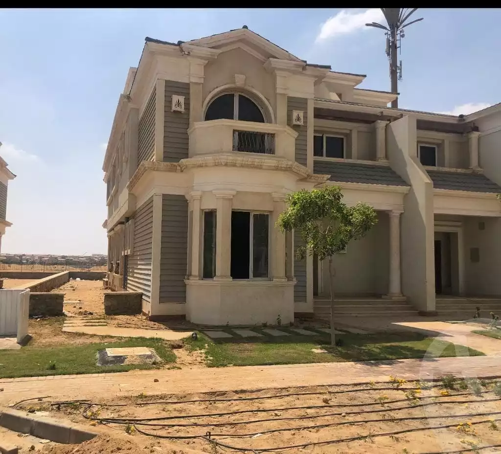 https://aqarmap.com.eg/ar/listing/3677120-for-sale-cairo-new-cairo-compounds-hyde-park