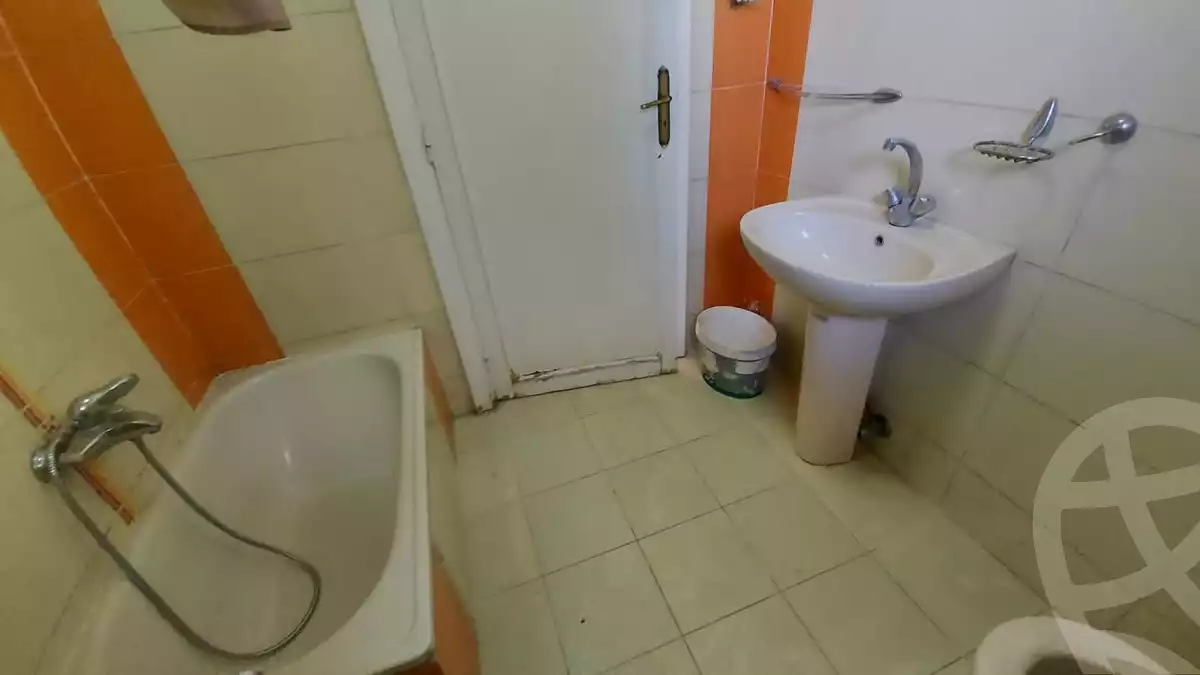 https://aqarmap.com.eg/ar/listing/3898659-for-rent-cairo-nasr-city-rb-h-lstthmry