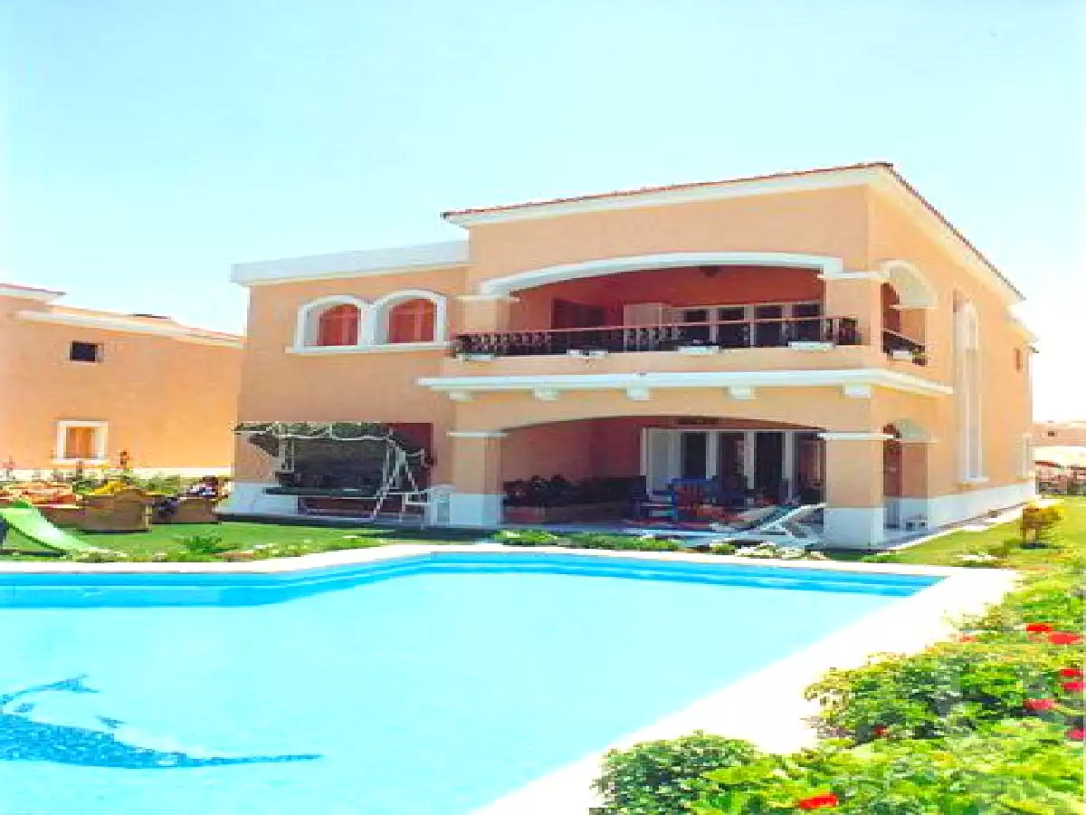 https://aqarmap.com.eg/ar/listing/3045237-projects-granda-beach-resort