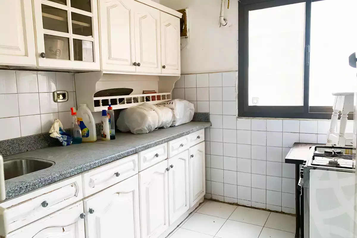 https://aqarmap.com.eg/ar/listing/3185666-for-rent-alexandria-kafr-abdo-khaleel-basha-st