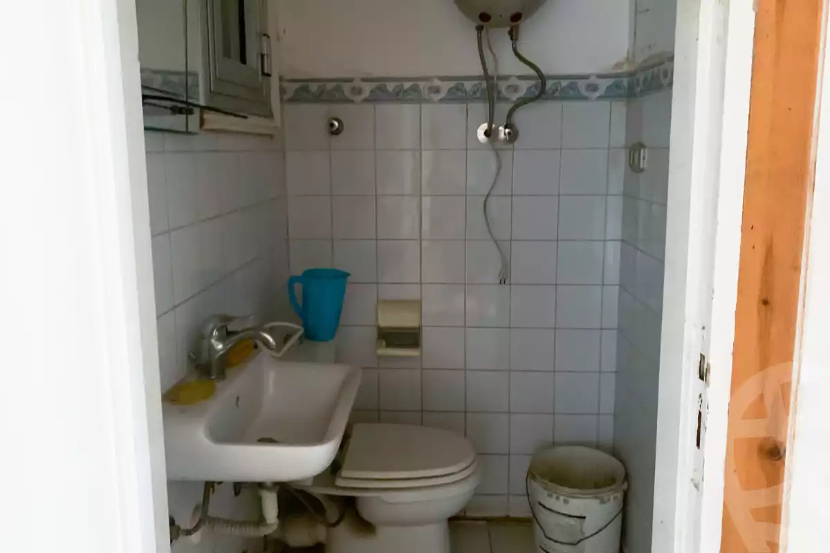 https://aqarmap.com.eg/ar/listing/3185666-for-rent-alexandria-kafr-abdo-khaleel-basha-st