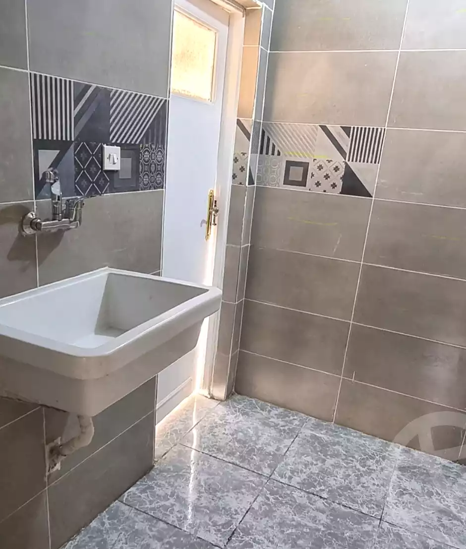 https://aqarmap.com.eg/ar/listing/3247622-for-sale-cairo-new-cairo-first-settlement-neighbourhood-4
