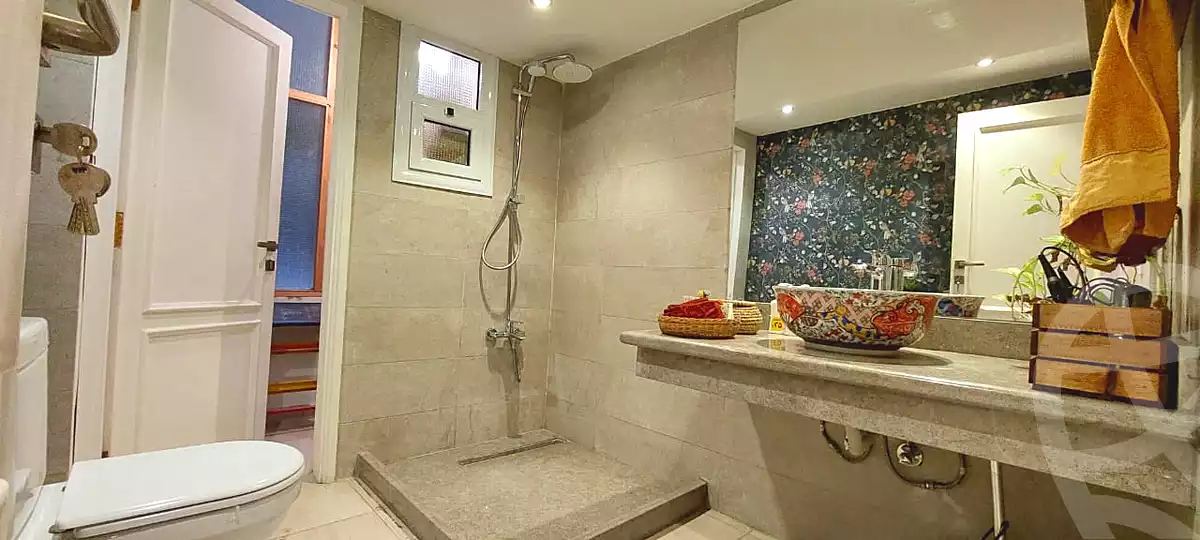 https://aqarmap.com.eg/ar/listing/3303772-for-sale-cairo-el-maadi-sarayat-el-maadi-street-23
