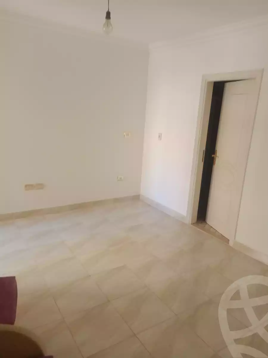 https://aqarmap.com.eg/ar/listing/4139180-for-sale-cairo-al-oubour-tryq-msr-sm-yly-lshrwy-moon-city
