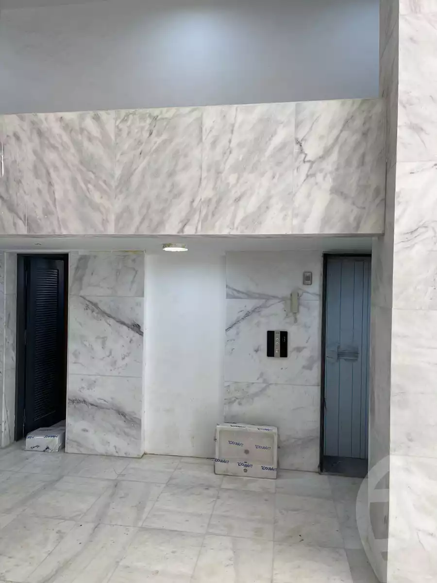 https://aqarmap.com.eg/ar/listing/4061337-for-sale-cairo-nasr-city-compound-degla-towers