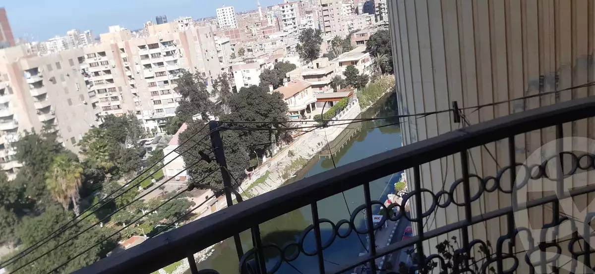 https://aqarmap.com.eg/en/listing/4042670-for-sale-sharqia-zagazig-zagazig-city-talaat-harb-st