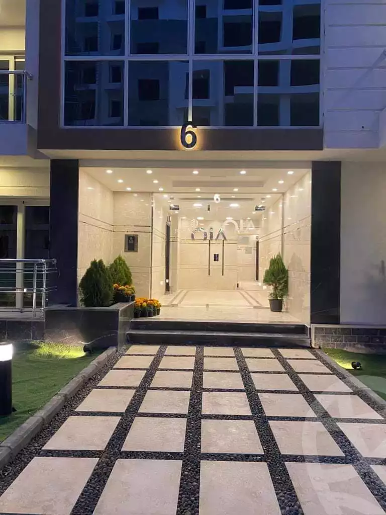 https://aqarmap.com.eg/en/listing/4185041-for-sale-cairo-new-administrative-capital-r7-oia
