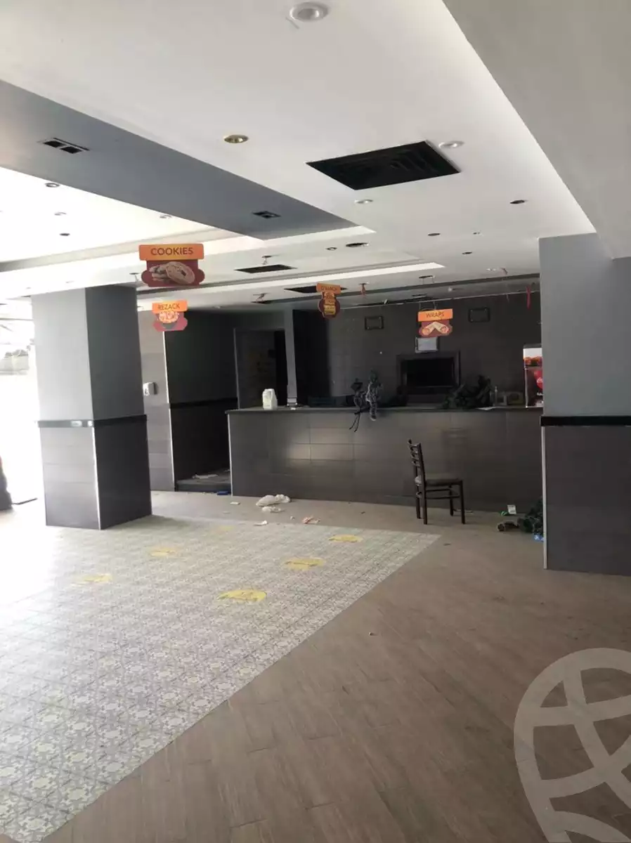 https://aqarmap.com.eg/ar/listing/3467252-for-rent-cairo-new-cairo-ltjm-lkhms-90th-street-90th:-between-mountain-view-roundabout-and-auc