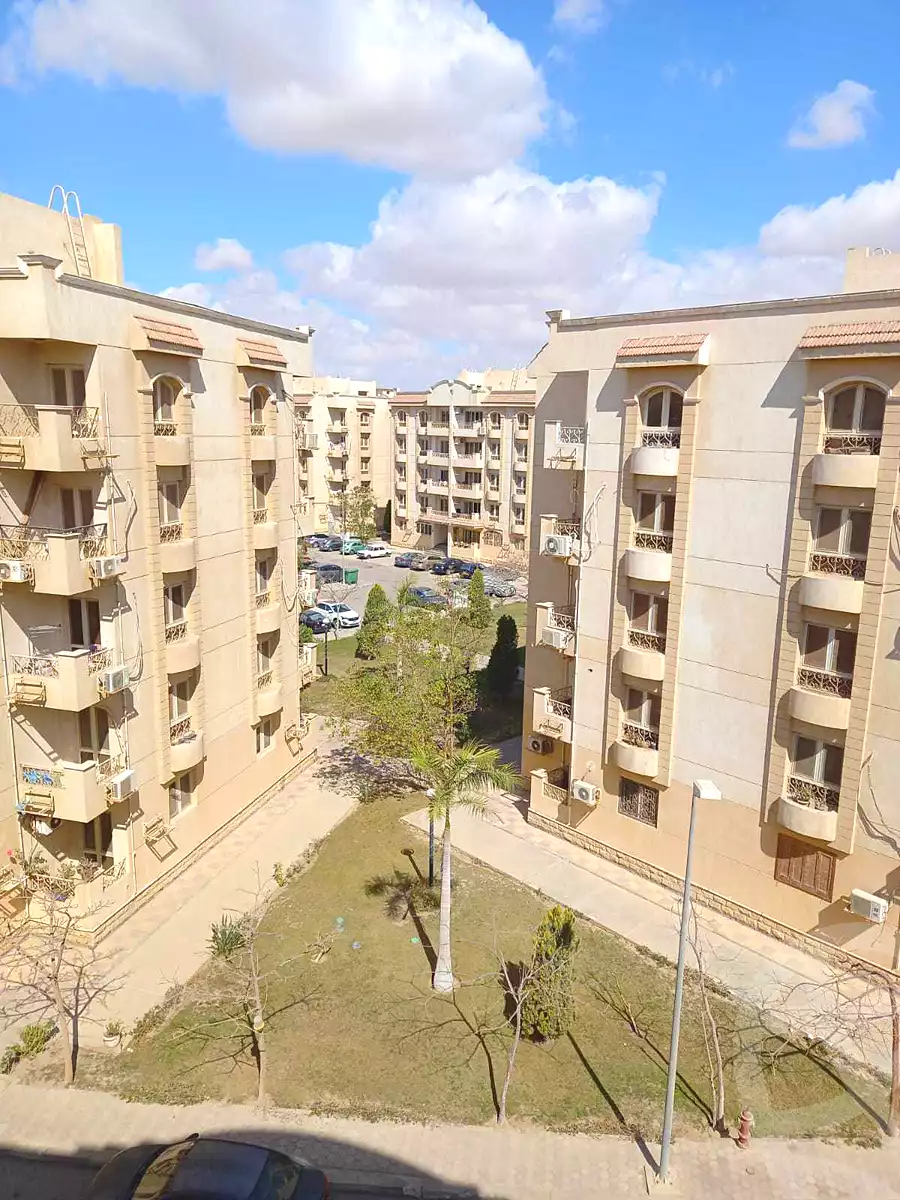https://aqarmap.com.eg/ar/listing/3486862-for-sale-cairo-6th-of-october-compound-montazah-compound