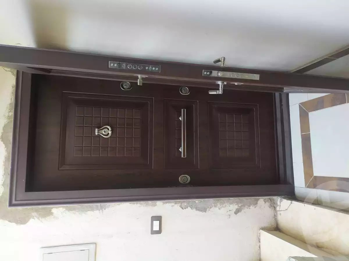https://aqarmap.com.eg/en/listing/4200246-for-sale-cairo-ain-shams-ahmed-esmat-st