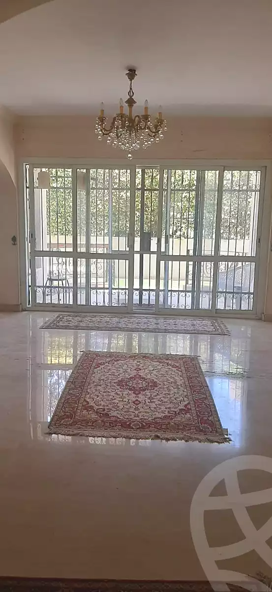 https://aqarmap.com.eg/ar/listing/3876343-for-sale-cairo-el-sheikh-zayed-city-compounds-in-sheikh-zayed-beverly-hills