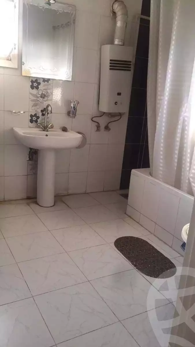 https://aqarmap.com.eg/ar/listing/4346841-for-sale-cairo-shoubra-lkhlfwy-al-sheikh-ahmed-rafeaa-st