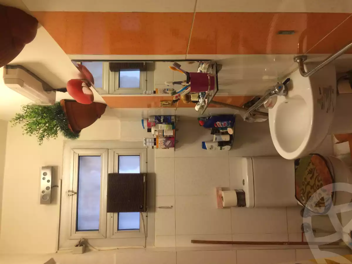 https://aqarmap.com.eg/ar/listing/3539122-for-sale-cairo-al-oubour-eskan-el-shabab