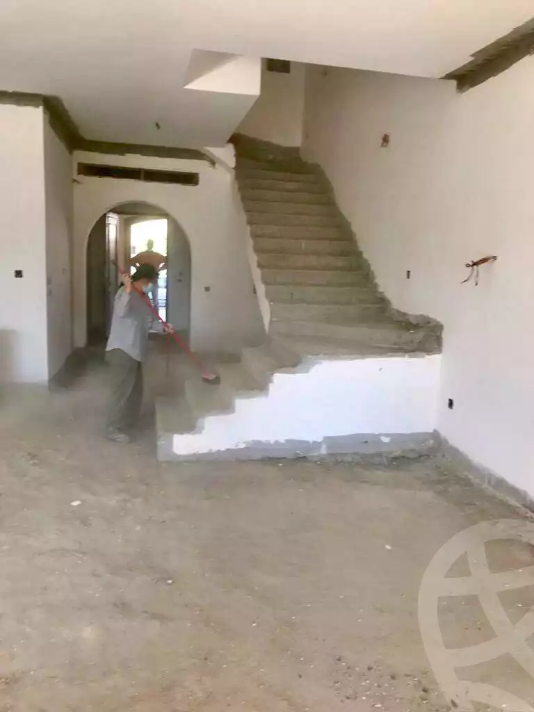 https://aqarmap.com.eg/en/listing/4026947-for-sale-cairo-new-cairo-compounds-mivida