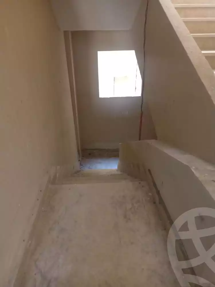 https://aqarmap.com.eg/ar/listing/4017734-for-sale-cairo-el-shorouk-lhy-lwl-shrq-neighborhood-1