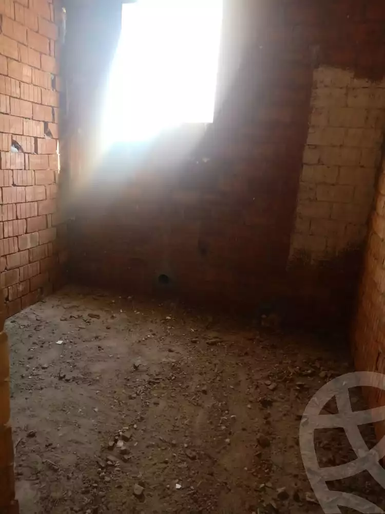 https://aqarmap.com.eg/ar/listing/4017734-for-sale-cairo-el-shorouk-lhy-lwl-shrq-neighborhood-1