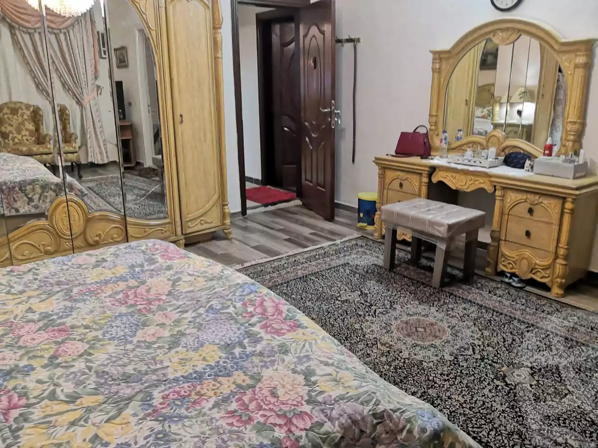 https://aqarmap.com.eg/ar/listing/3898661-for-rent-cairo-nasr-city-abbas-el-akkad
