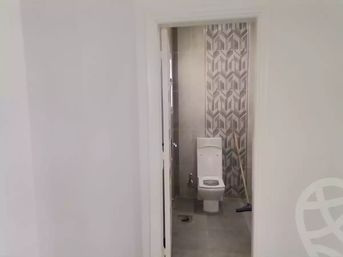 https://aqarmap.com.eg/ar/listing/3886336-for-rent-cairo-new-cairo-south-investors-zizinia-st