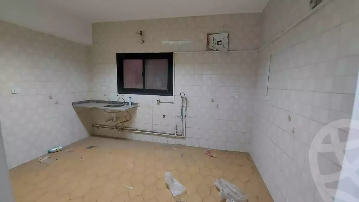 https://aqarmap.com.eg/en/listing/3983464-for-rent-cairo-nasr-city-abbas-el-akkad
