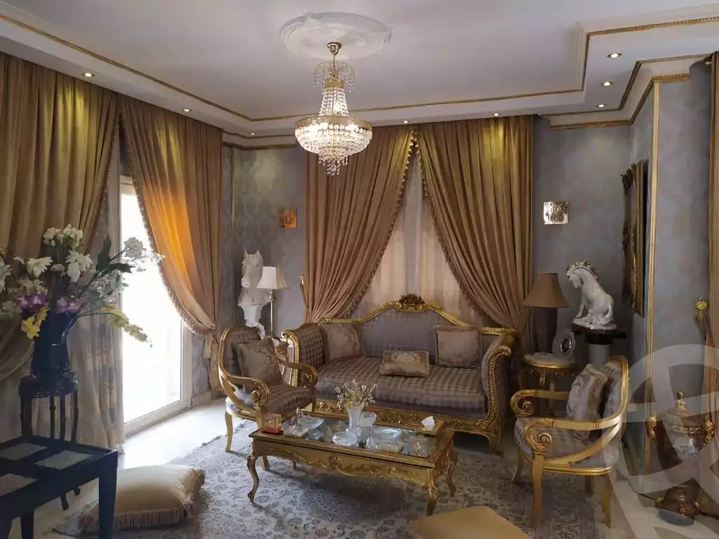 https://aqarmap.com.eg/ar/listing/3615352-for-sale-cairo-el-sheikh-zayed-city-compounds-in-sheikh-zayed-greens