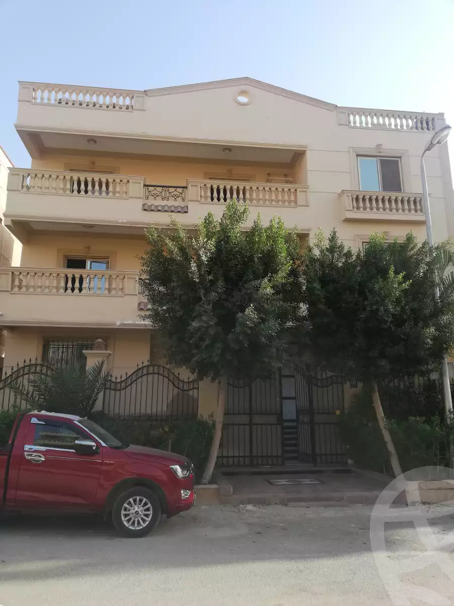https://aqarmap.com.eg/ar/listing/3619406-for-sale-cairo-new-cairo-ltjm-lkhms-el-ahyaa-third-neighborhood-street-14
