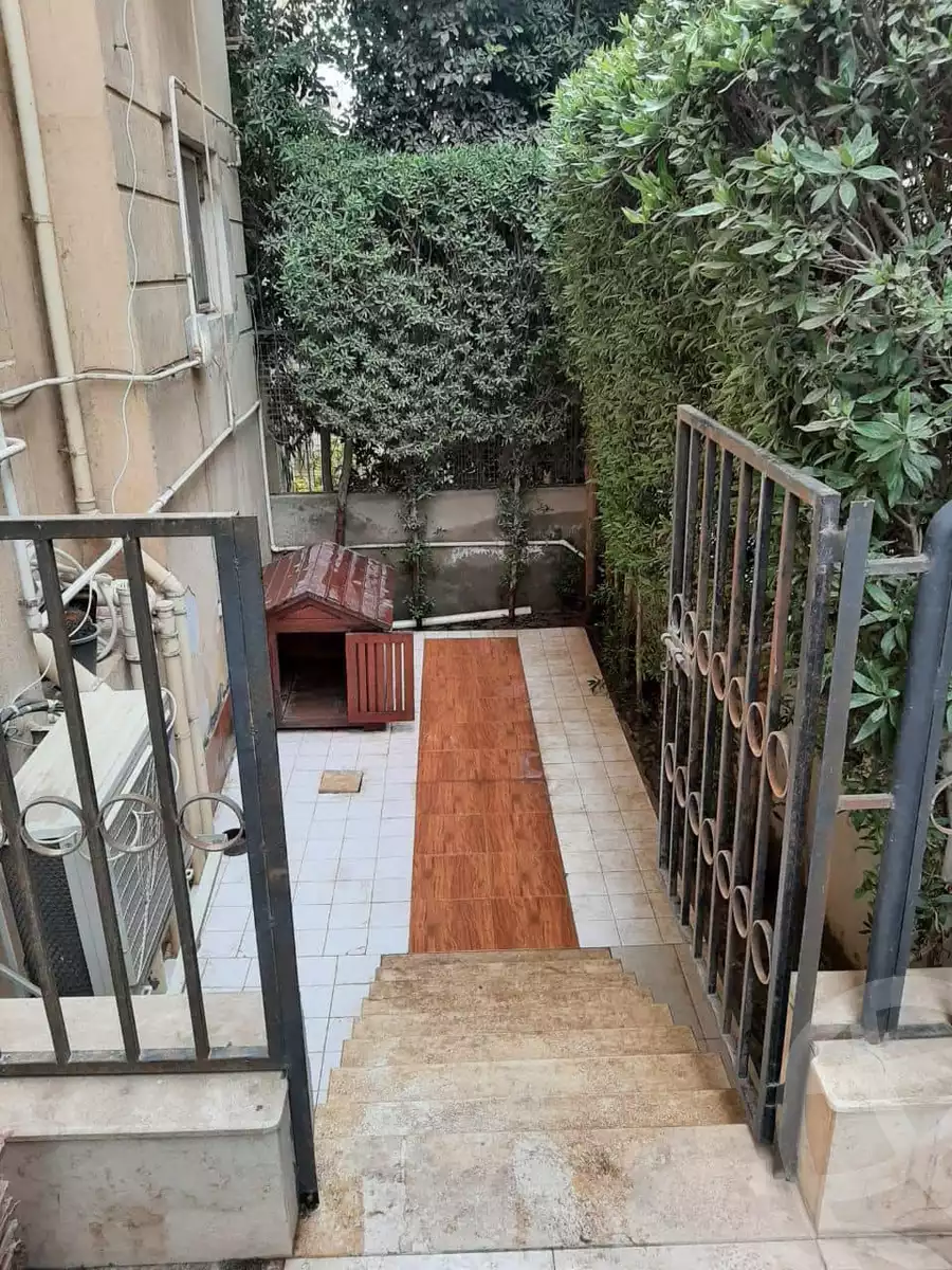 https://aqarmap.com.eg/ar/listing/3624210-for-sale-cairo-el-sheikh-zayed-city-compounds-in-sheikh-zayed-beverly-hills