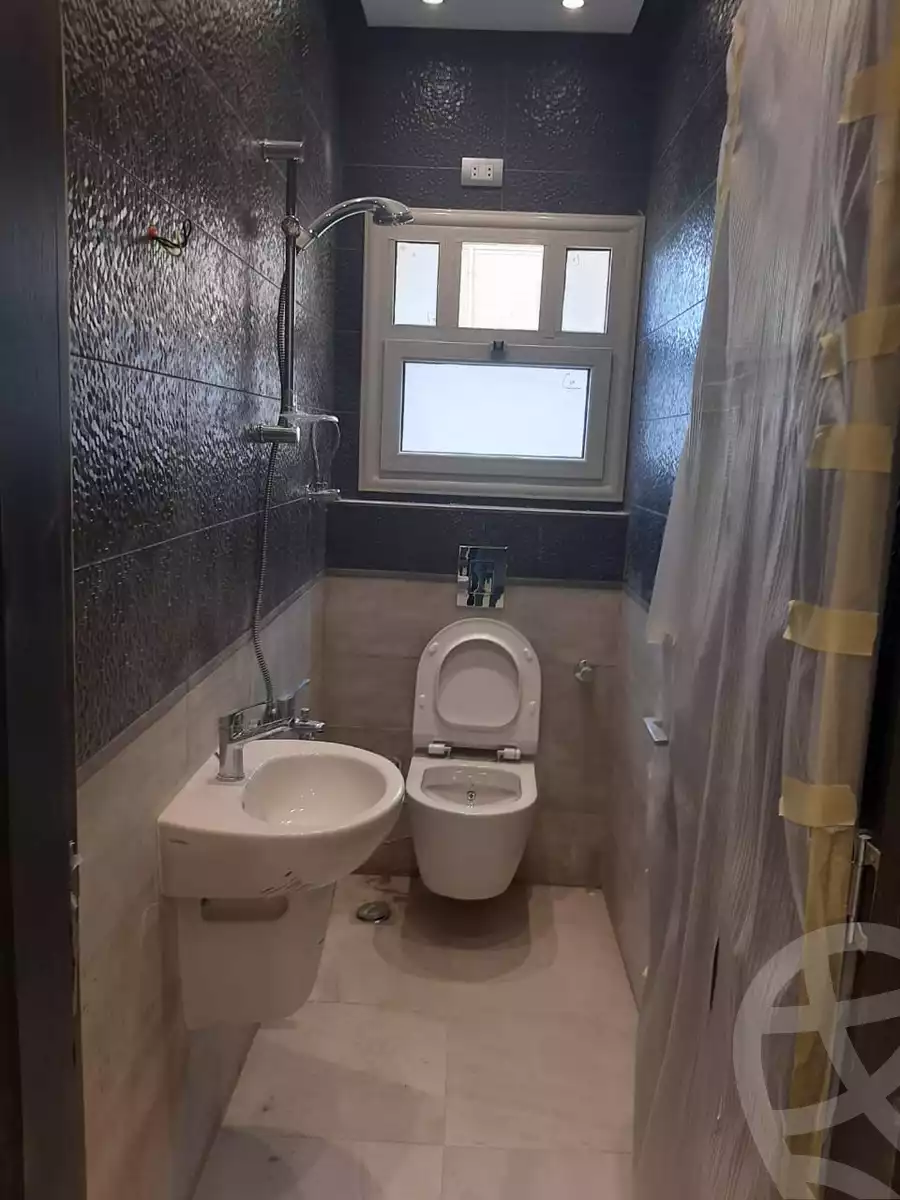 https://aqarmap.com.eg/ar/listing/4063175-for-rent-cairo-new-cairo-hy-skn-ljm-lmryky