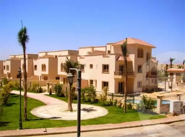 https://aqarmap.com.eg/ar/listing/3631424-for-sale-cairo-el-sheikh-zayed-city-compounds-in-sheikh-zayed-greens