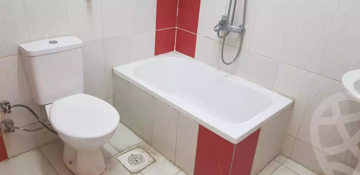 https://aqarmap.com.eg/ar/listing/3634769-for-sale-alexandria-mntq-fr-y-blskndry-el-kilo-21