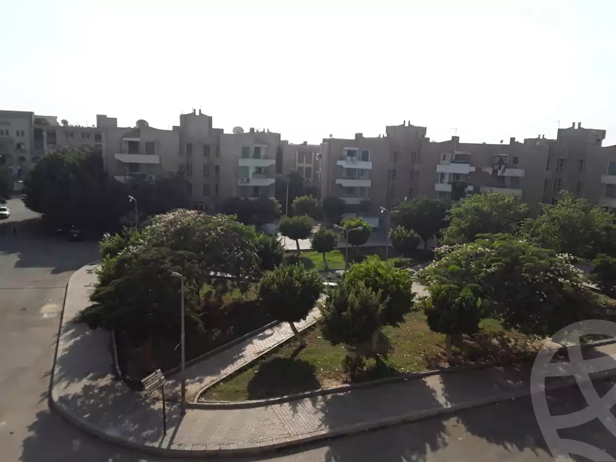 https://aqarmap.com.eg/ar/listing/3635893-for-sale-cairo-al-oubour-eskan-el-shabab