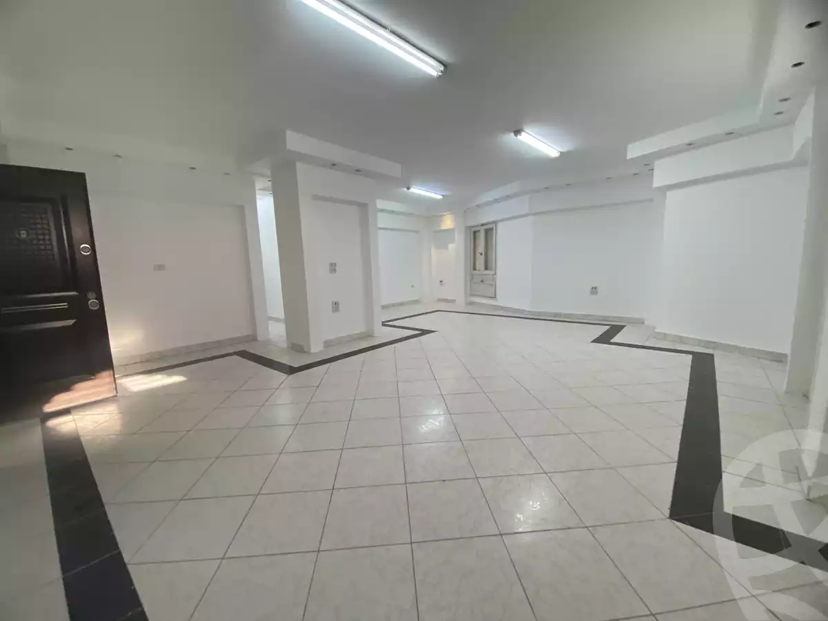 https://aqarmap.com.eg/ar/listing/3635895-for-sale-cairo-al-oubour-el-hay-el-awal