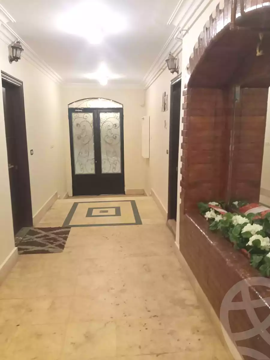 https://aqarmap.com.eg/ar/listing/3663001-for-sale-cairo-el-sheikh-zayed-city-compounds-in-sheikh-zayed-hadayek-el-mohandiseen